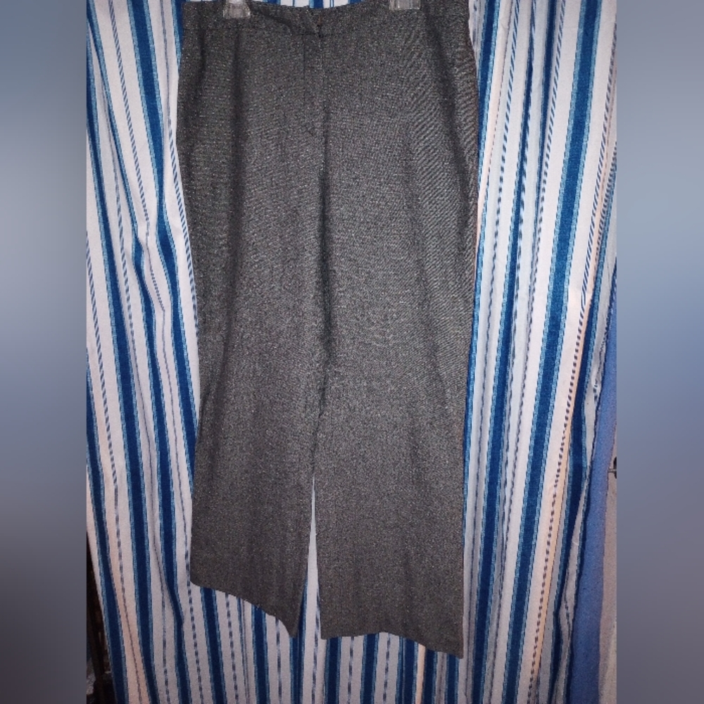 Sag Harbor Woman's slacks